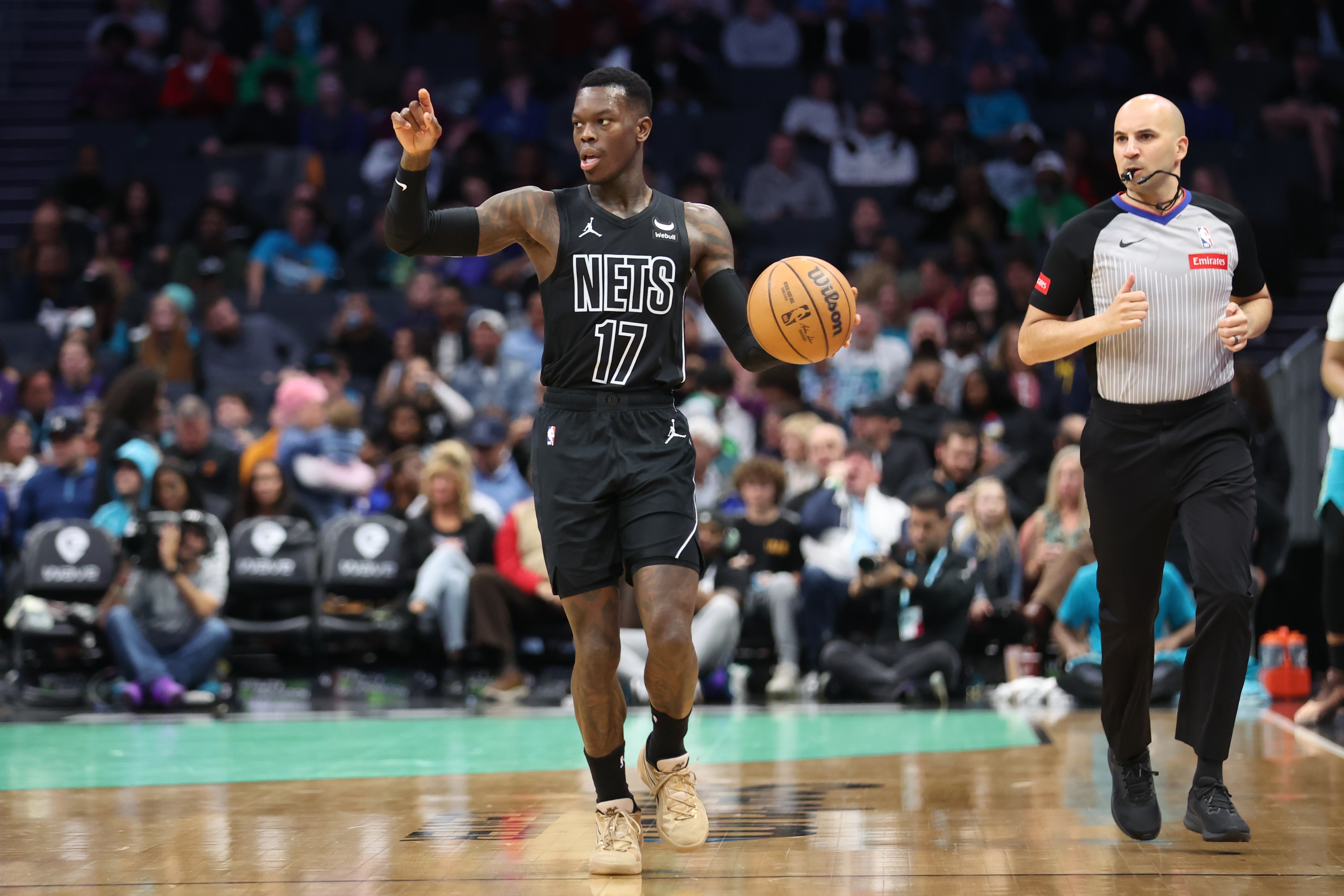 場均19+3+6！1300萬到期合同</p>
                                <div   id=