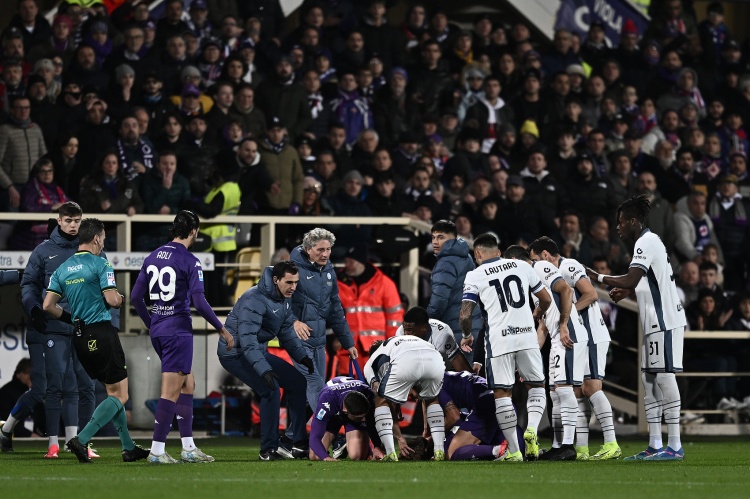 米體：博維仍在重癥監(jiān)護室，疫情時曾有心肌炎&需進行磁共振檢查